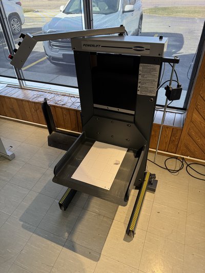 Challenge Hydraulic Paper Lift — Challenge Powerlift