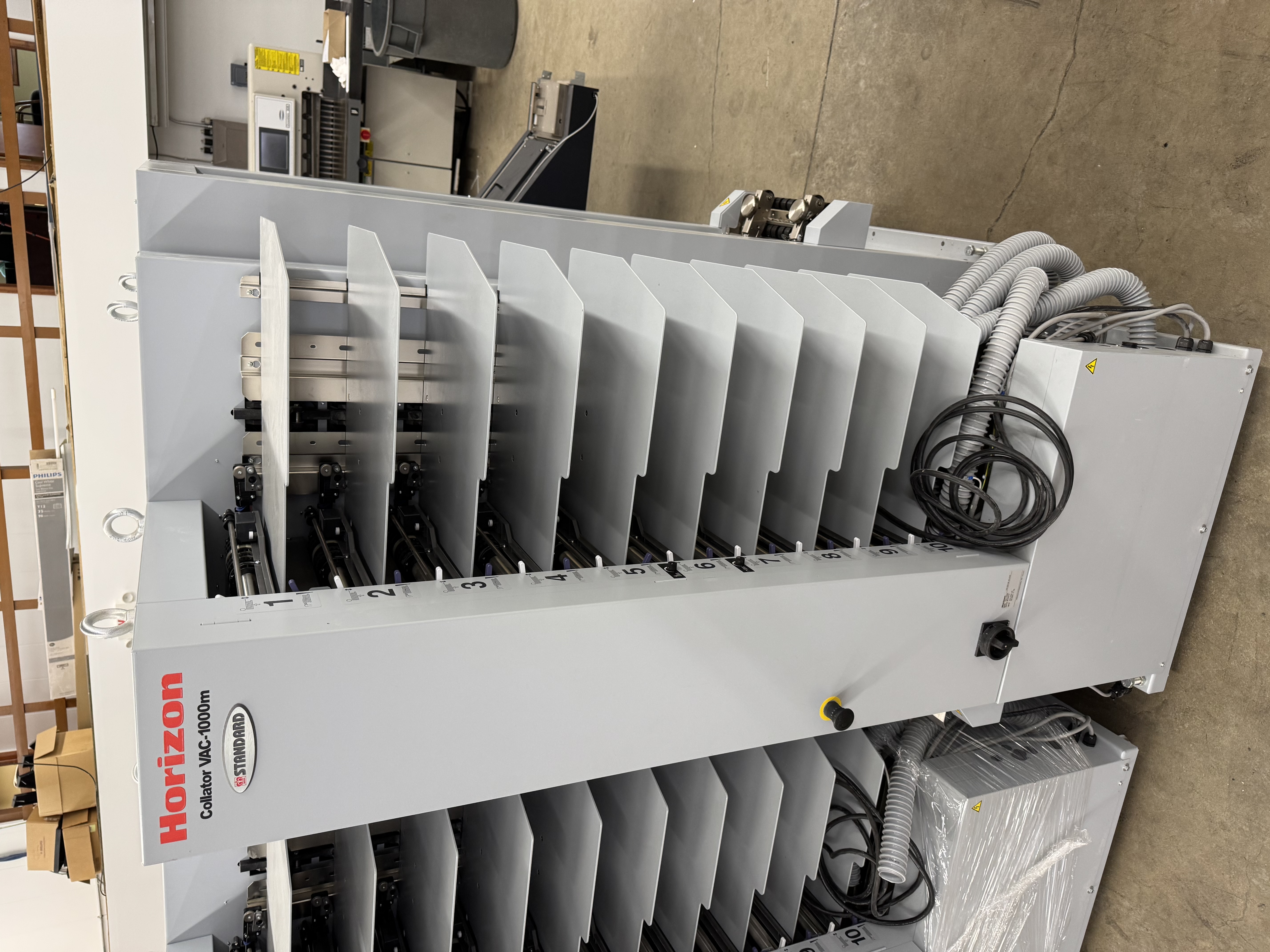 Horizon VAC-1000m Collator Tower (#2) — Horizon VAC-1000m main photo