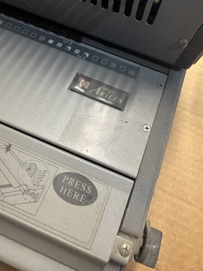 Wire Binding Closer -- Manual Wire-O Closer — photo 2